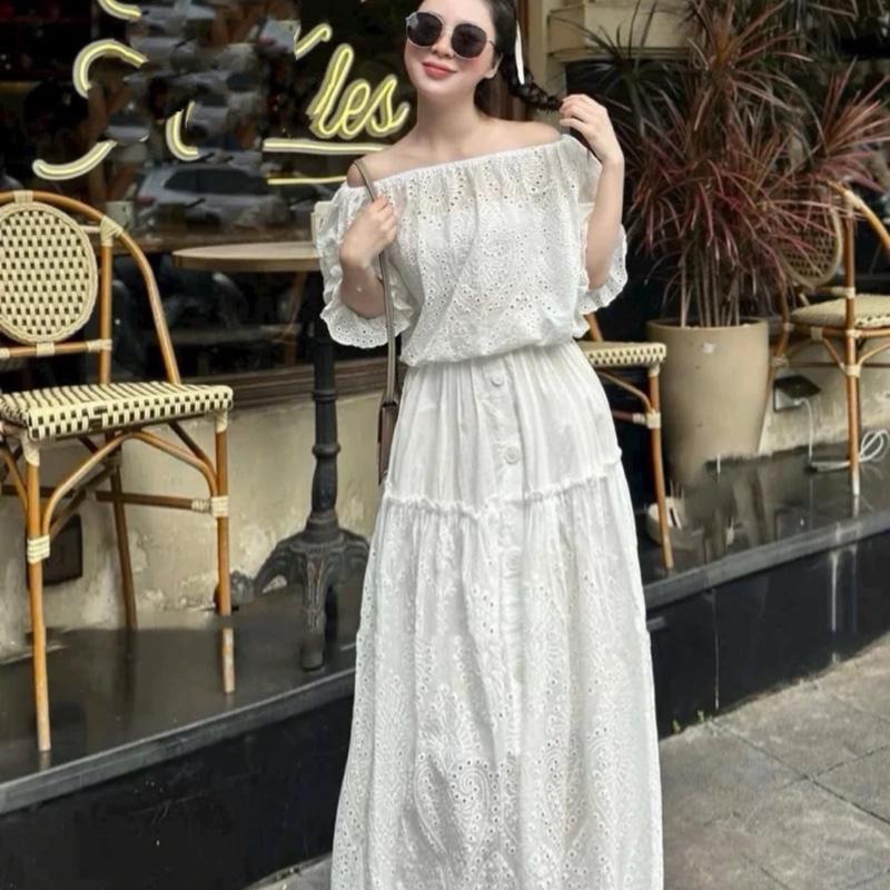 Mã B46 Set TKCC Áo xô thêu trắng tay bồng trễ vai & cv xoè dài midi phối nút