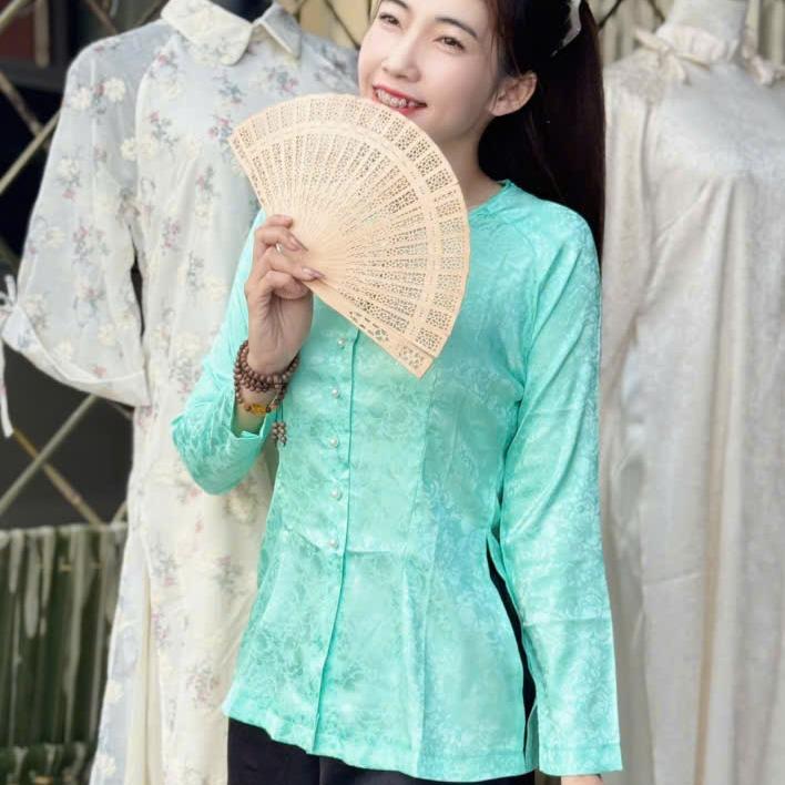 SET BÀ BA GẤM TAY DÀI CỔ TRÒN NÚT NGỌC 4