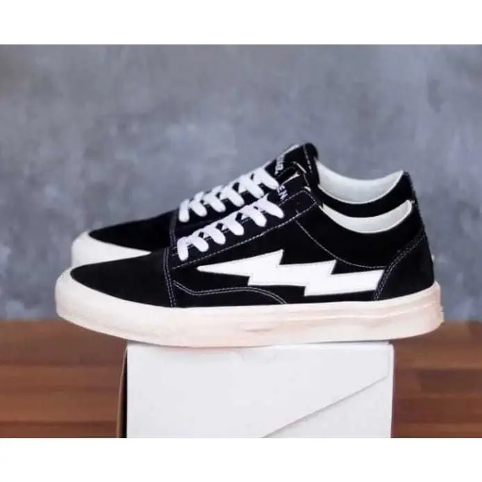 Sepatu Sneakers Casual Pria Motif Terbaru Trendy ZIGZAG Kasual Shoes Running 1