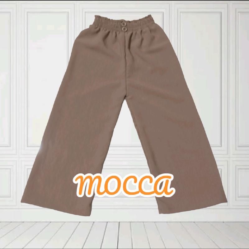 Cunnilingus va oltin dush bilan porno Erkaklarni sikayotgan ayollarning onlayn pornosi, kulgili