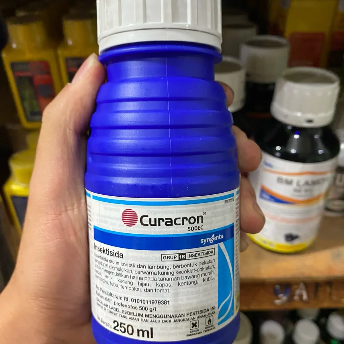 Insektisida curacron 500EC isi 250ml