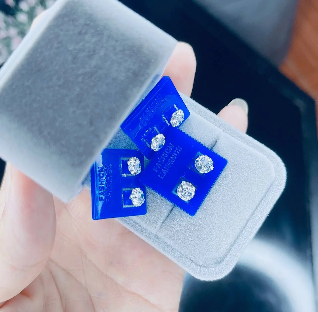 Trang Sức Đeo Tai Cực Đẹp - 6 Li