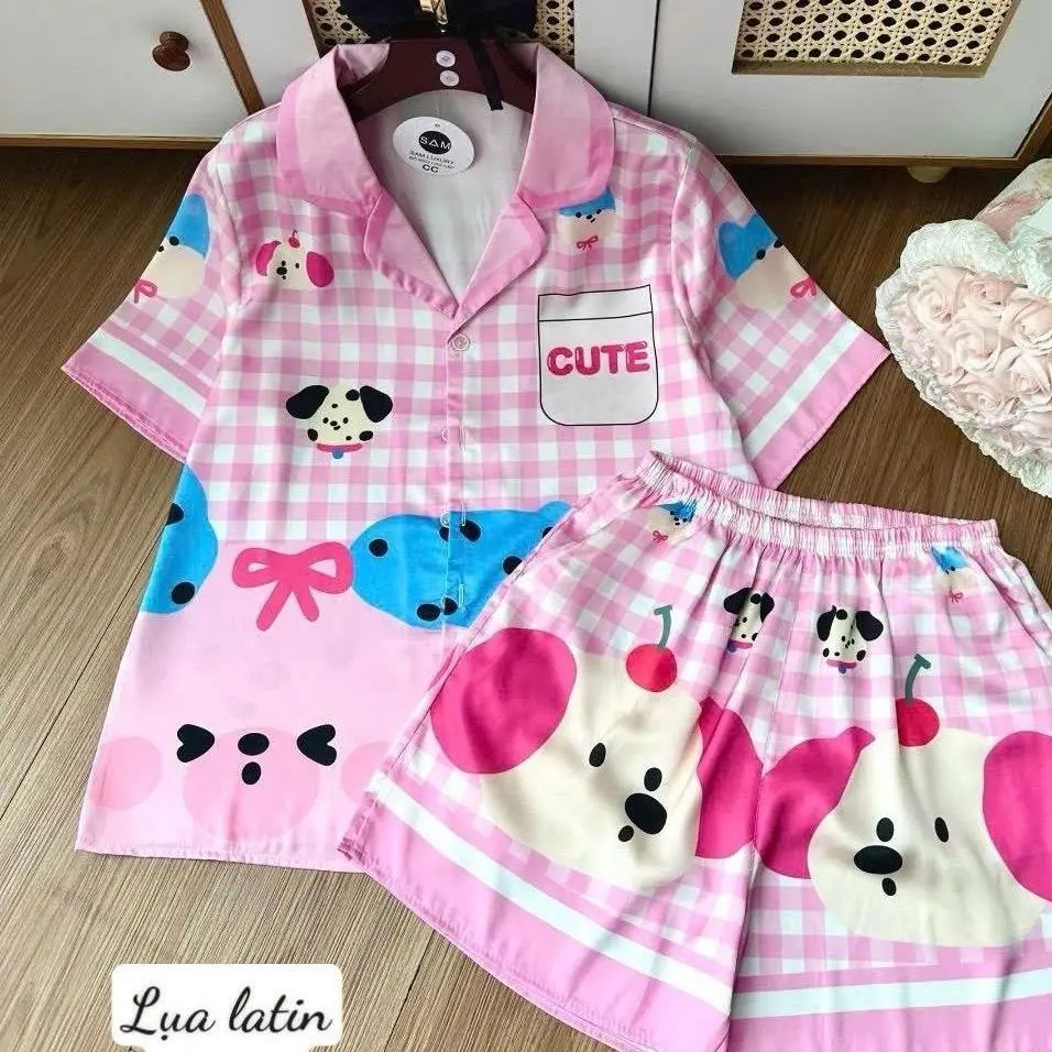 Size 60-75kg - Bigsize Bộ Lụa Mặc Nhà Cao Cấp Cổ Bẻ In Full Họa Tiết 5D Queen Tay Ngắn Quần Đùi Mềm Mát Mặc Nhà Cao Cấp Women Nữ Áo Quần Ngủ Cạp Cao Sen Voi