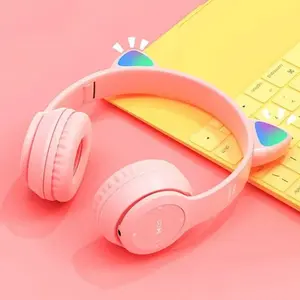 P47M Cute Cat Ear Bluetooth Headset with LED Wireless Headphone Children Girls Stereo Folding Sports Earphone Peredam
