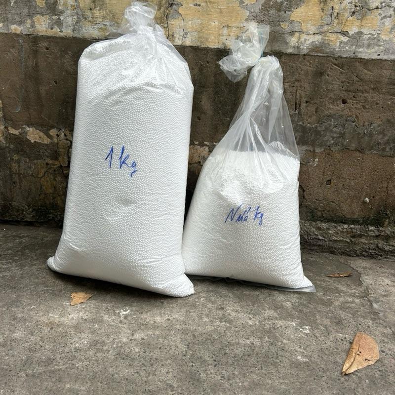 Nửa Kg Hạt Xốp Tròn Màu Trắng Dùng Bỏ Ghế Lười, Hộp Quà Tặng... (Nửa Bao Như Hình Đại Diện)