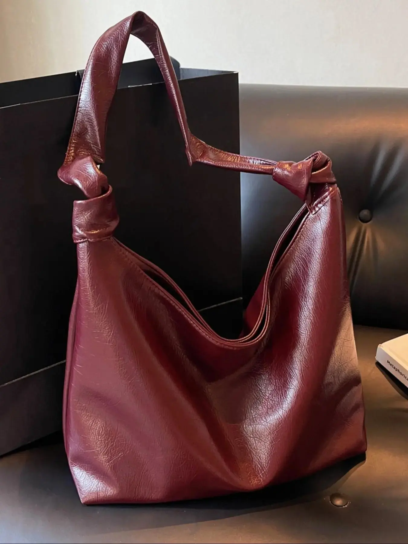 Women's Elegant Knot Design Shoulder Bag, Trendy Large Capacity Crossbody Bag, Chic All-match Shoulder Bag for Daily & Work Use