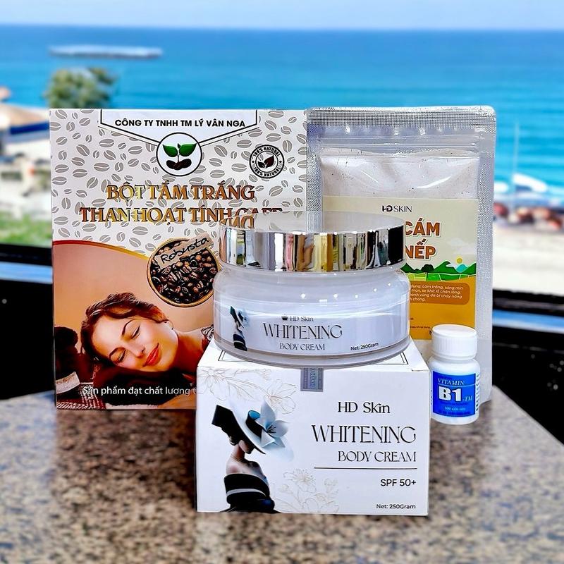 Combo Kem Body 200Gram + Bột Tắm Trắng Than Hoạt Tính Cafe 300g ( Kèm Tinh Cám Gạo Nếp 100g + vitamin B1 )