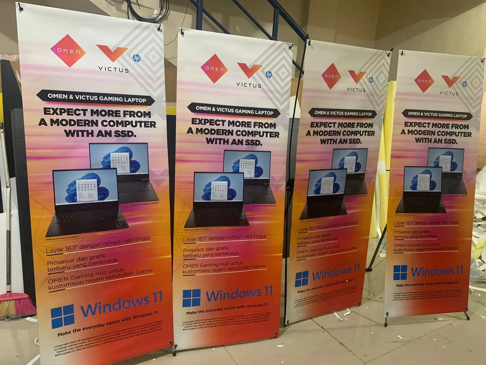 Print / Cetak Display X Banner 60 x 160 cm Media Promosi / Iklan Toko