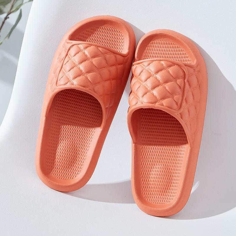 Product Introduction of Dép Đi Trong Phòng Tắm, Phong Cách Mới, Dành Cho Phụ Nữ Và Nam Giới, Thích Hợp Cho Mùa Hè, Tắm, Rò Rỉ, Không Trơn Trượt, Dép Lỗ Rỗng Sử Dụng Trong Nhà 21