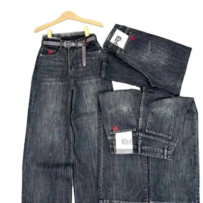 Quần jeans suông 9 tấc thêu túi sau chất liệu không co giãn