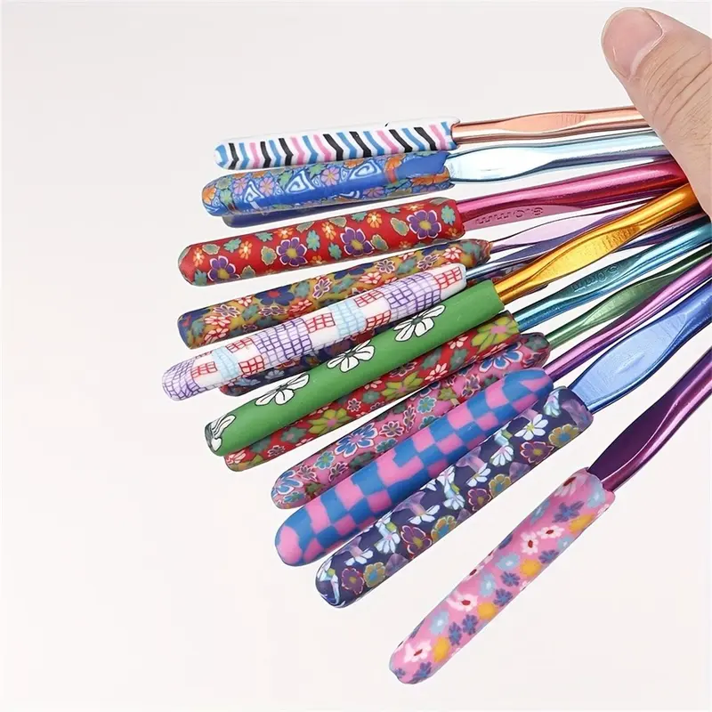 Random Color Soft Ceramic Crochet Hook, 9 Counts/12pcs/14pcs Flower Pattern Crochet Hooks, Easy To Hold Crochet Hook for Arthritis, Crochet Supplies 3