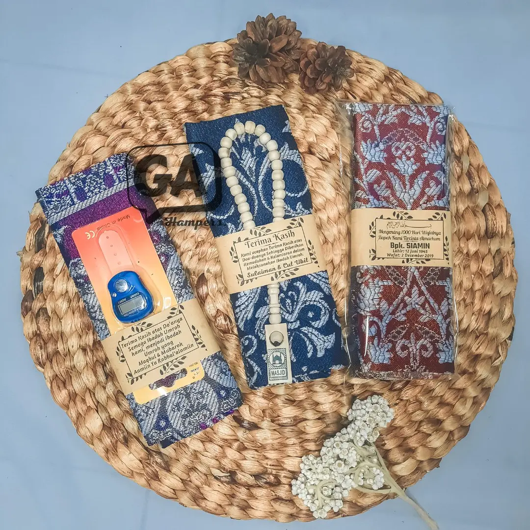 Souvenir sajadah pengajian tahlil free tasbih Hampers Lembut Muslim