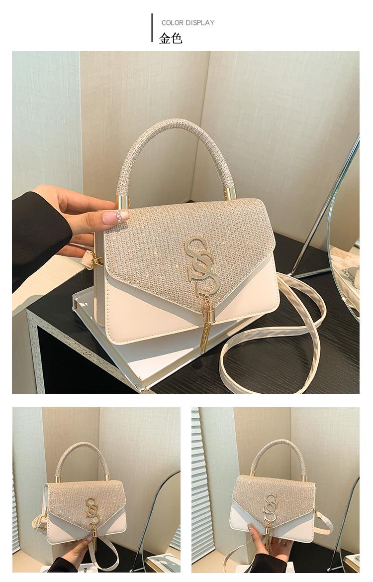 Product Introduction of Túi Vuông Nhỏ Chất Lượng Cao, Thời Trang Mới, Thiết Kế Chữ Cái Và Tua Rua, Dây Xích Xích, Thích Hợp Cho Phụ Nữ, Túi Đeo Vai Tongqin, Phổ Biến Năm Nay Bag 23