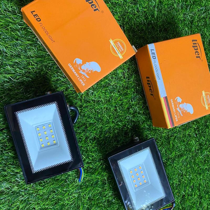 Đèn pha led Liper. 10w/50w. Vỏ nhôm nguyên khối, kính cường lực, chống mưa IP65 8