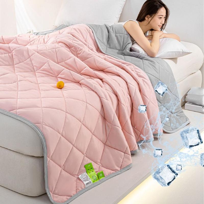 High Quality Double Sided Cooling Blanket Skin-Friendly Cold Effect Conditioning Quilt Lightweight Breathable Cooler Quilt Spring Summer 4