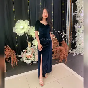 YASUI - Candice Velvet Maxi Dress | Dress Pesta Wanita | Slit Dress Wanita Panjang dan Simple