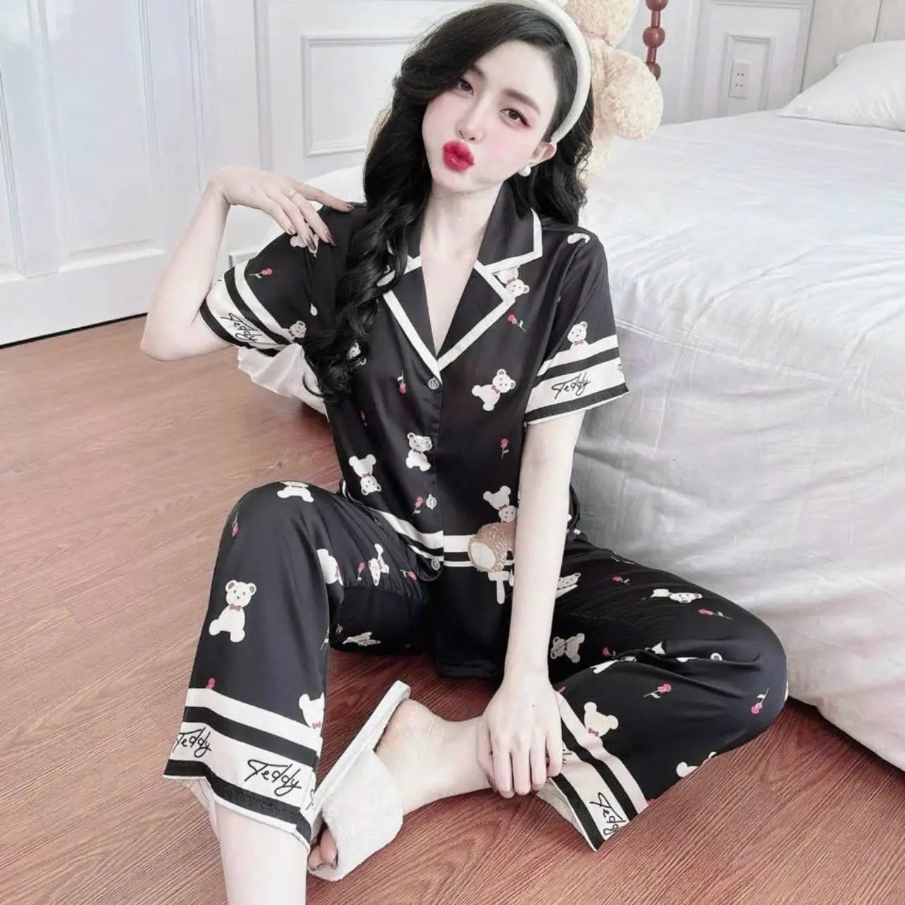 Đồ Bộ Pyjama Tay Ngắn Lụa Latin Collection 3 Màu