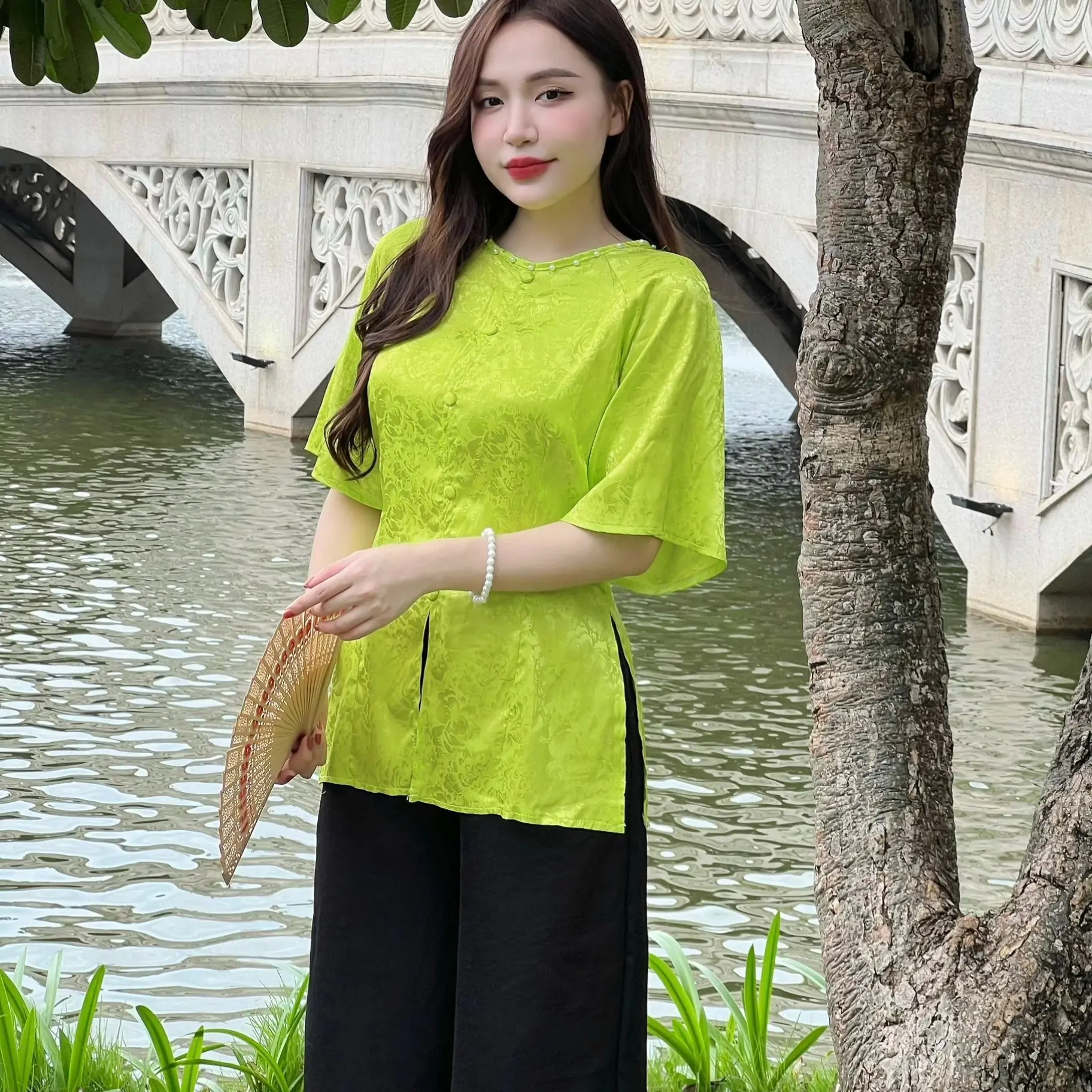 Đồ bộ bà ba đồ bà ba nữ miền tây đồ lam nữ đồ bà ba nữ đồ bộ bà ba đi chùa bộ ổng rộng nữ- cn200 Áo Kem Ong Women Top