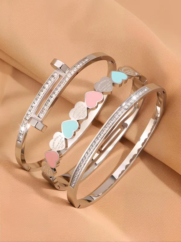 Elegant and Fashionable Classic Bracelet Combination, Stainless Steel Fashionable Niche Design, Suitable for Daily Wear and Gift Giving 5