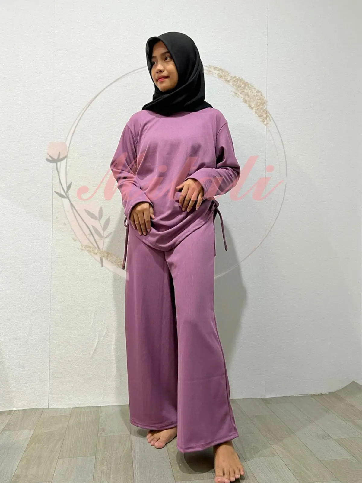 D - NAYLA Oneset Lengan Panjang Serut Knit Setelan Wanita