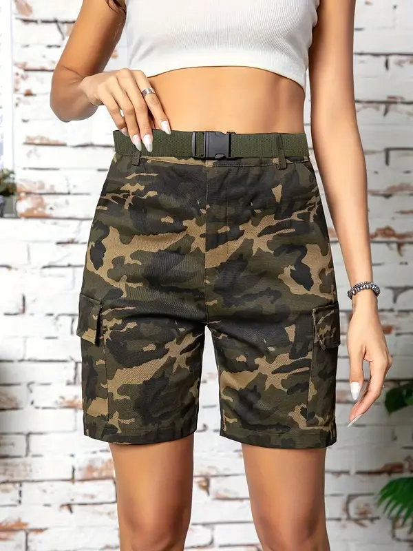 Women's Camo Print Belted Cargo Shorts, Casual Pocket Design Shorts for Summer, Ladies Bottoms for Daily Wear 4