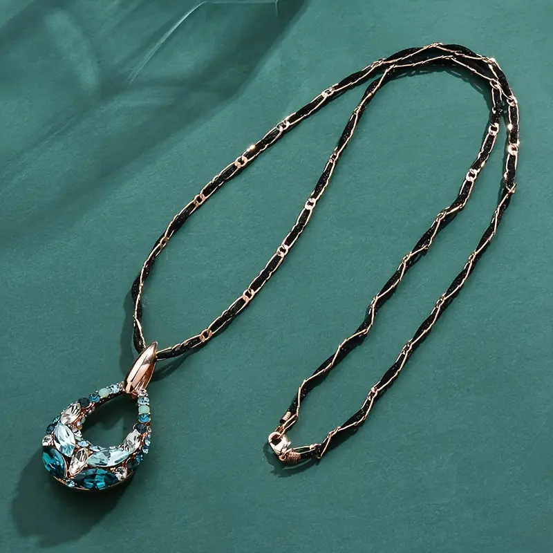 Turquoise Women's Sweater Chain | Hypoallergenic, Exquisite Craftsmanship Creative Hollow Design, Lightweight Ideal for Autumn & Winter, Suitable Casual Party Wear New Trendy Pendant Jewelry Women, Comfortable to 5