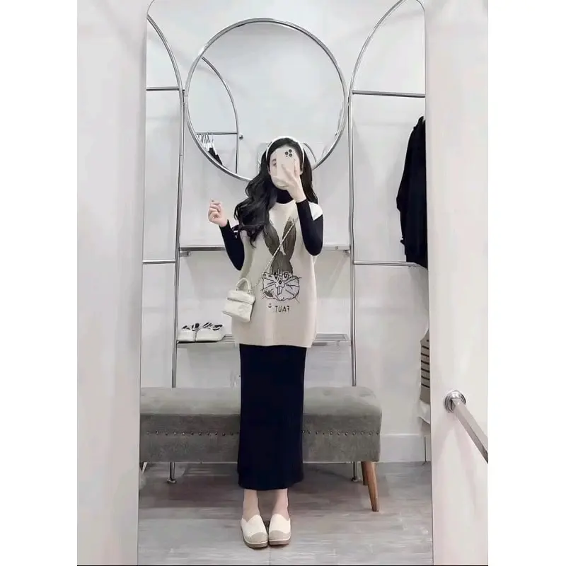 Set Váy Len Kèm Áo Gile Chất Nỉ PE In Hình Gấu GUY Form Rộng Kem Dress Women Nữ