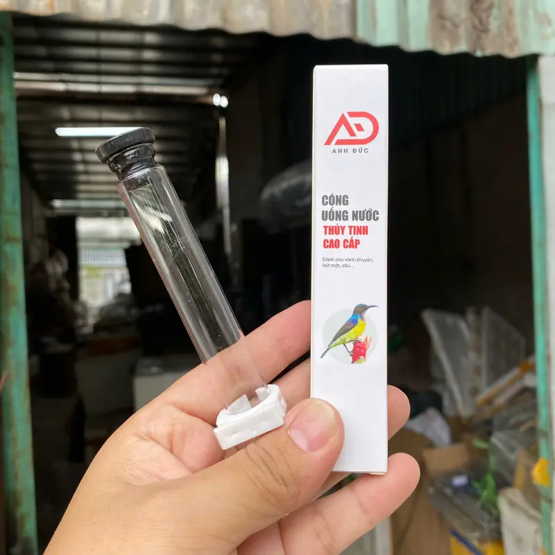 Ống thuỷ tinh đựng nước cho chim khuyên, hút mật, chào mào, choè,... đủ size giá rẻ, MẪU MỚI NÚT ĐEN CAO CẤP, siêu bền 6