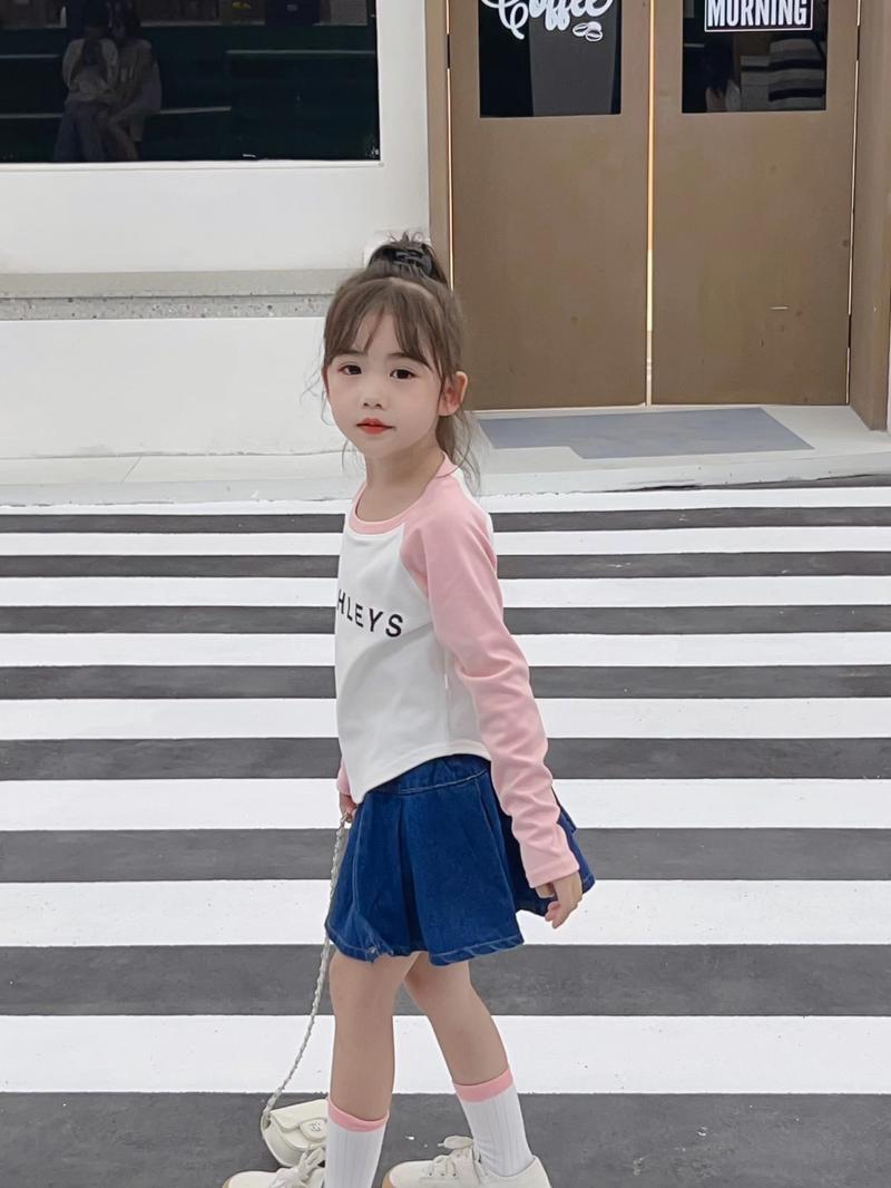 Product Introduction of [1488 Favorites] Girls' Stylish Long Sleeve Base Shirt Children's Spring and Autumn Fashion T-Shirt Baby Korean Style Top Autumn Outfit Girl Trend 9