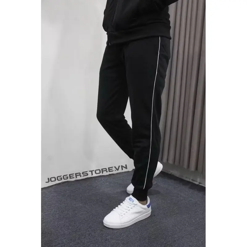 Quần thể thao 1 sọc bo 3 sọc bo_ chất liệu poly 2 da -- KHÔNG XÙ LÔNG KHÔNG RA MÀU Sport có thể giặt máy đũi chun(đen)