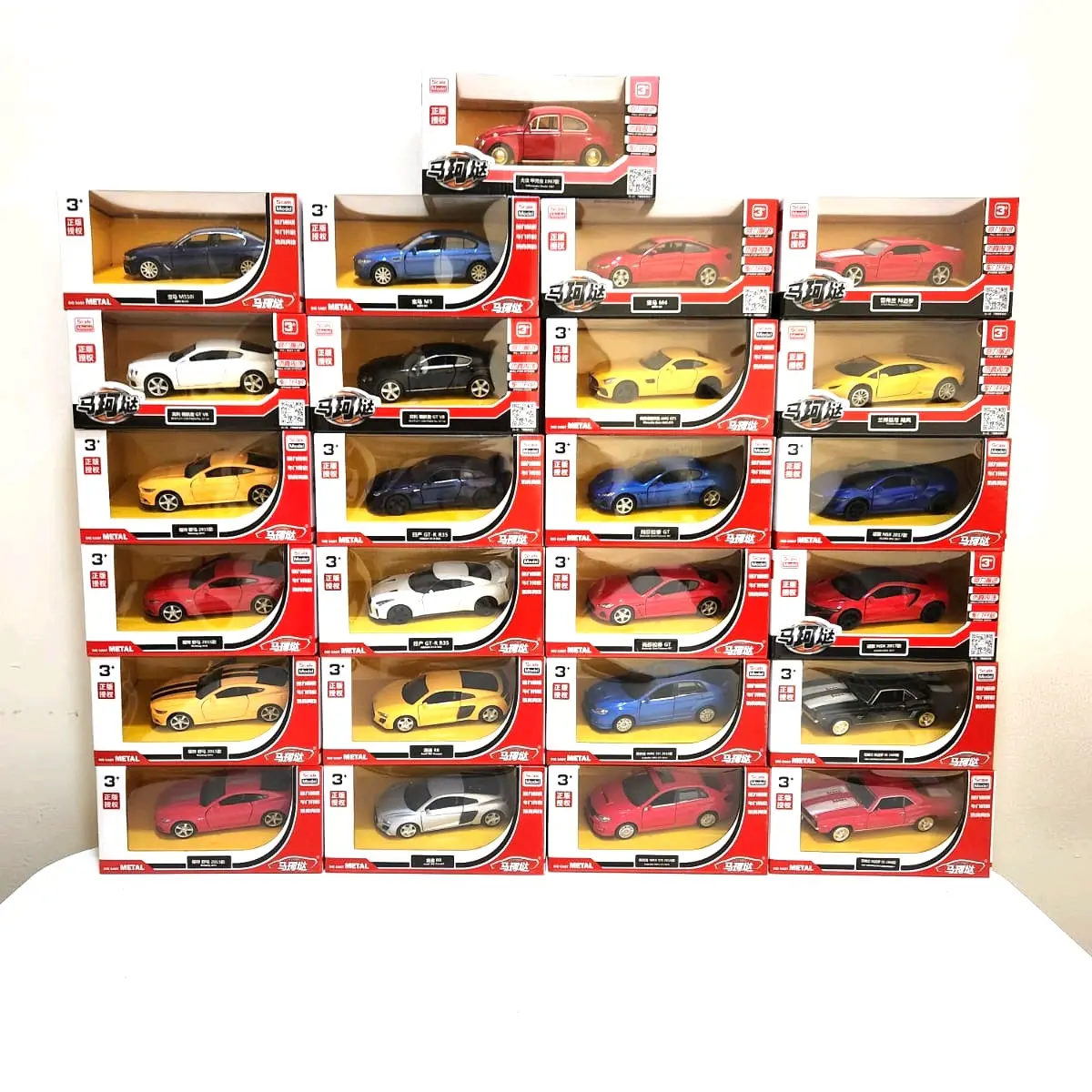 Miniatur Diecast Mobil Huadawei 1:36