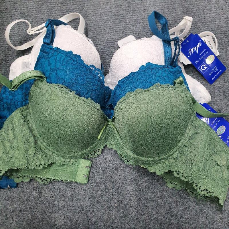 Áo Boya ren( mã 522).mút 1cm,có gọng,quả tròn quai ngang,độ che phủ 3/4 4