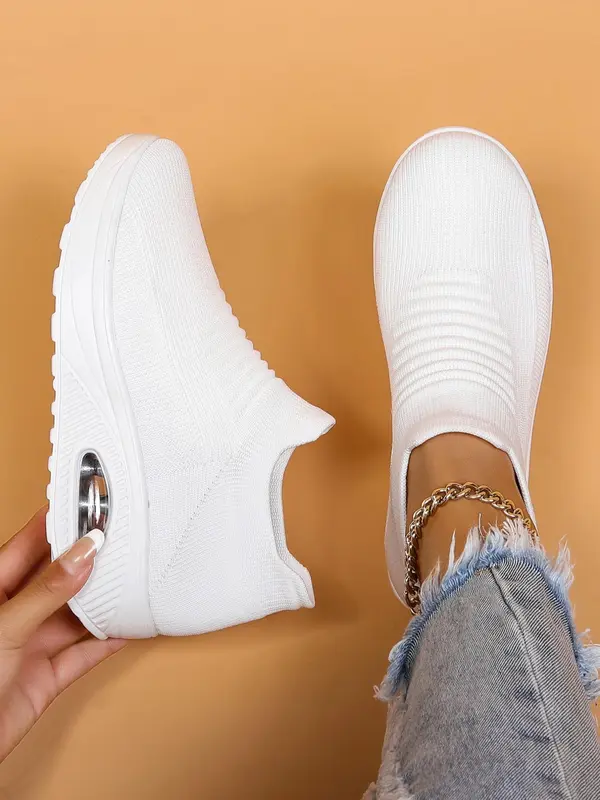 Women's Fashionable Solid Color Low Top Slip on Walking Shoes, 2025 Casual Comfortable Breathable Sports Shoes, Summer All-match Round Toe Sneaker for Trainer Runner 2025 Fall Shoes 3