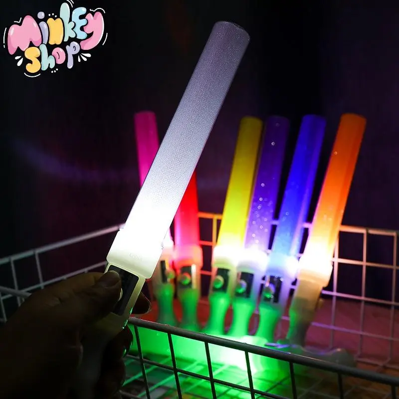 Gậy cổ vũ lightstick buổi hoà nhạc concert phát sáng nhiều màu đặc sắc gậy cổ động nhựa ABS Đồ chơi cho trẻ em -Minkey 2