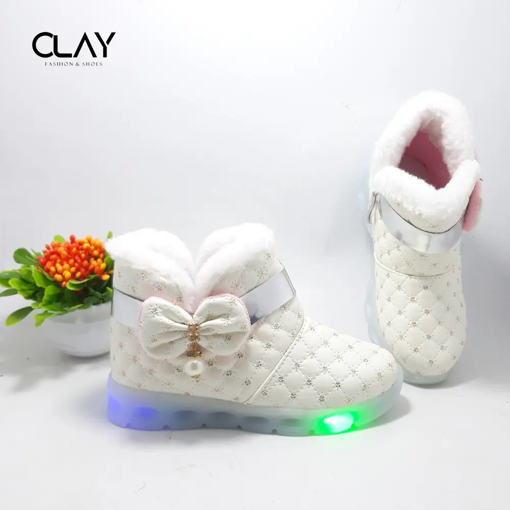 Clay Sepatu Anak Perempuan Boot LED CNL Terbaru Termurah Fashion Bulu