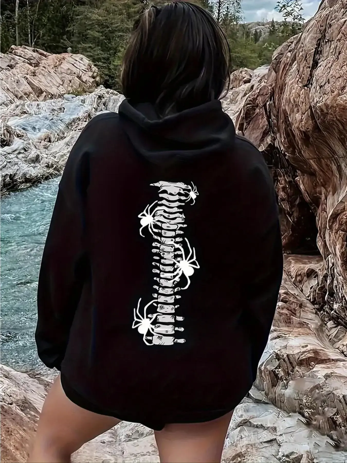 【Plus Size】 Spider & Skeleton Print Drop Shoulder Hoodie, Fashion Casual Drawstring Pocket Hooded Sweatshirt for Daily Holiday Outdoor Wear, Spider Hoodie, Women Clothing for Fall & Winter