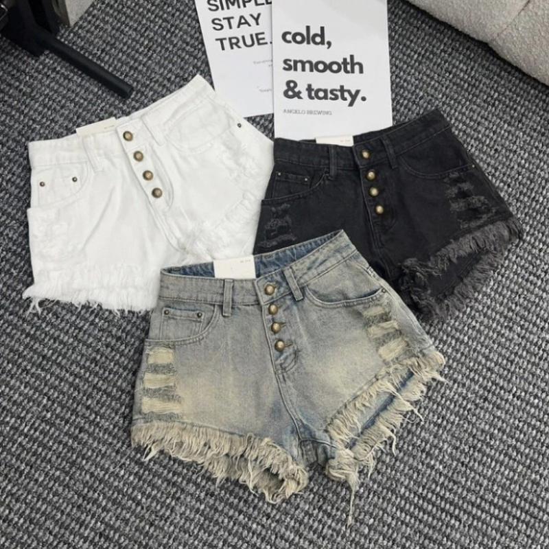 QUẦN SOOC NỮ 4 CÚC KHUY ĐỒNG RÁCH TUA RUA,QUẦN SHORT NỮ RÁCH PHỐI 2 TÚI LƯNG CAO ÔM BODY SIÊU HOT 1