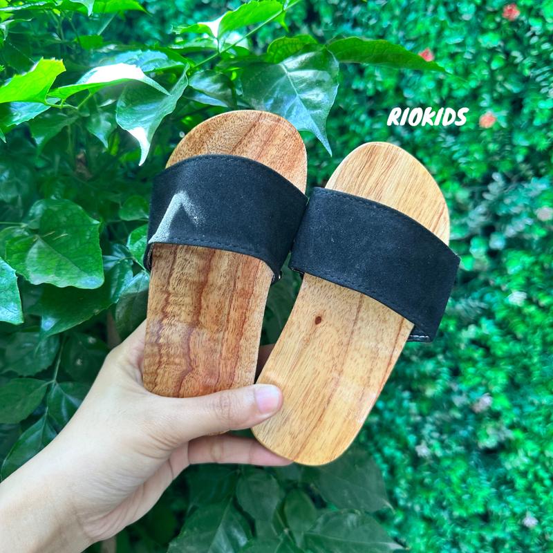 G3 Guốc dép mộc quai đen cho bé trai bé gái mặc áo dài, chụp hình, phụ kiện