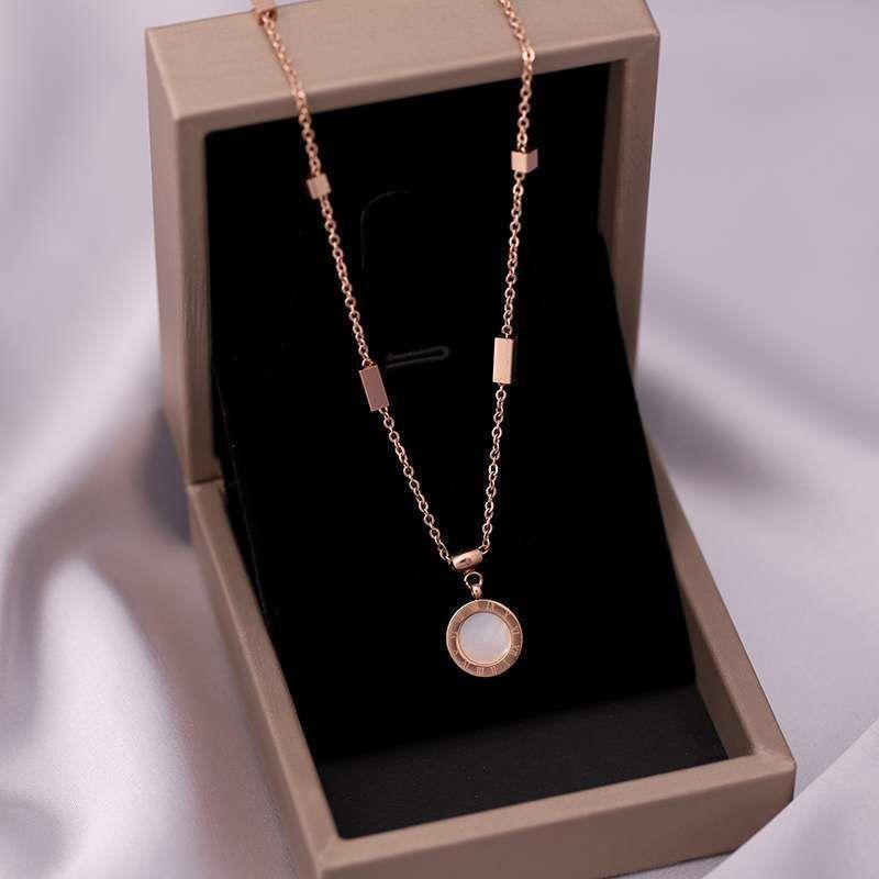 Product Introduction of Kalung Titanium Liontin Bulat Putih/Hitam Romawi Super Mewah Anti Karat Dan Luntur Emas 10