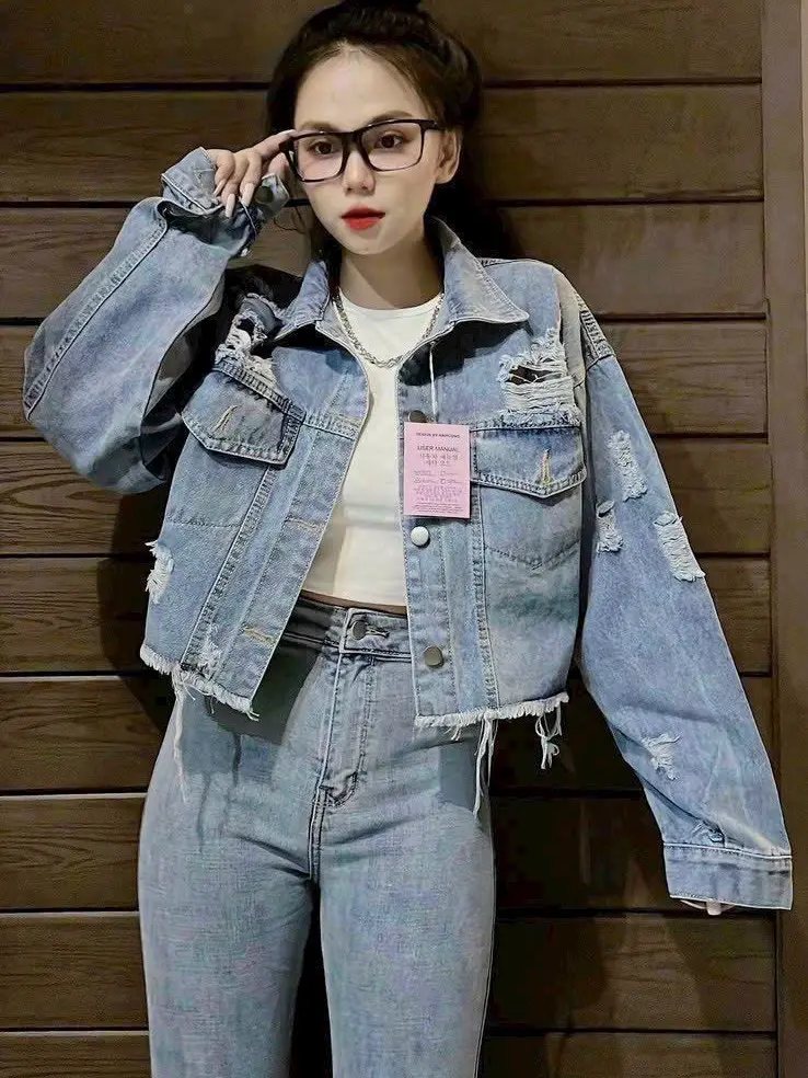 ( ẢNH THẬT+ VIDEO ) ÁO KHOÁC JEAN HÀN QUỐC KIỂU DÁNG CRTOP RÁCH VIỀN SIÊU HOT Nữ Women Jacket áo khoác  bò Có Túi Có Cổ khoác  bò khoác  bò áo  khoác aokhoac dep