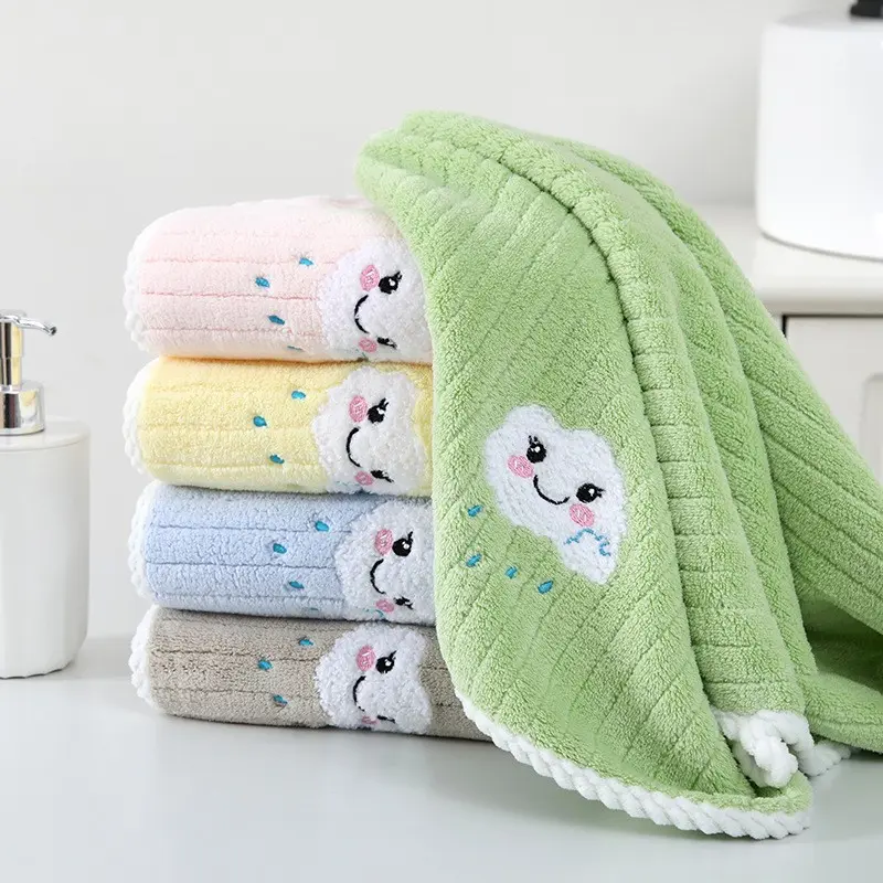 Khăn tắm cho Em Bé Thiết kế hoạt hình đám mây dễ thương, Khăn mặt cho Em Bé Chất liệu nhung, Mềm mại và thấm hút, Thích hợp cho người lớn và trẻ em, Khăn rửa, Sản phẩm phòng tắm