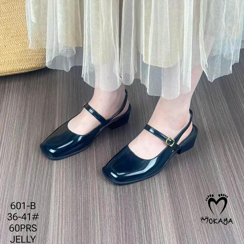 601) Sepatu Let Jelly Wanita Hak Pendek Tali Depan Gesper Gold