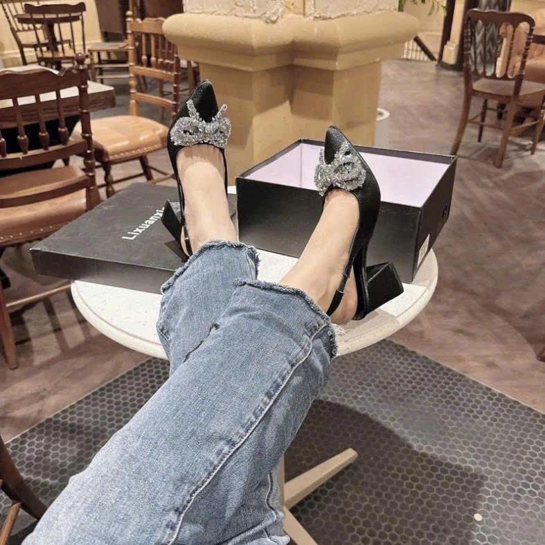 Product Introduction of GIÀY CAO GÓT MŨI NHỌN ĐẾ VUÔNG CAO 5CM NƠ ĐÁ SANG TRỌNG ma291 16