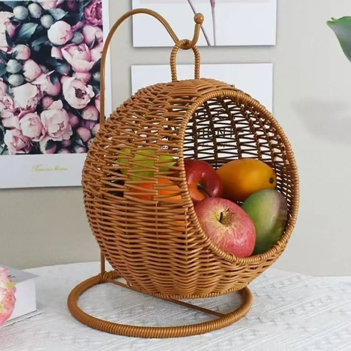 Woven Storage Basket, 1 Count Handmade Wicker Fruit Basket with Handle, Household Storage Organizer for Home Kitchen Living Room