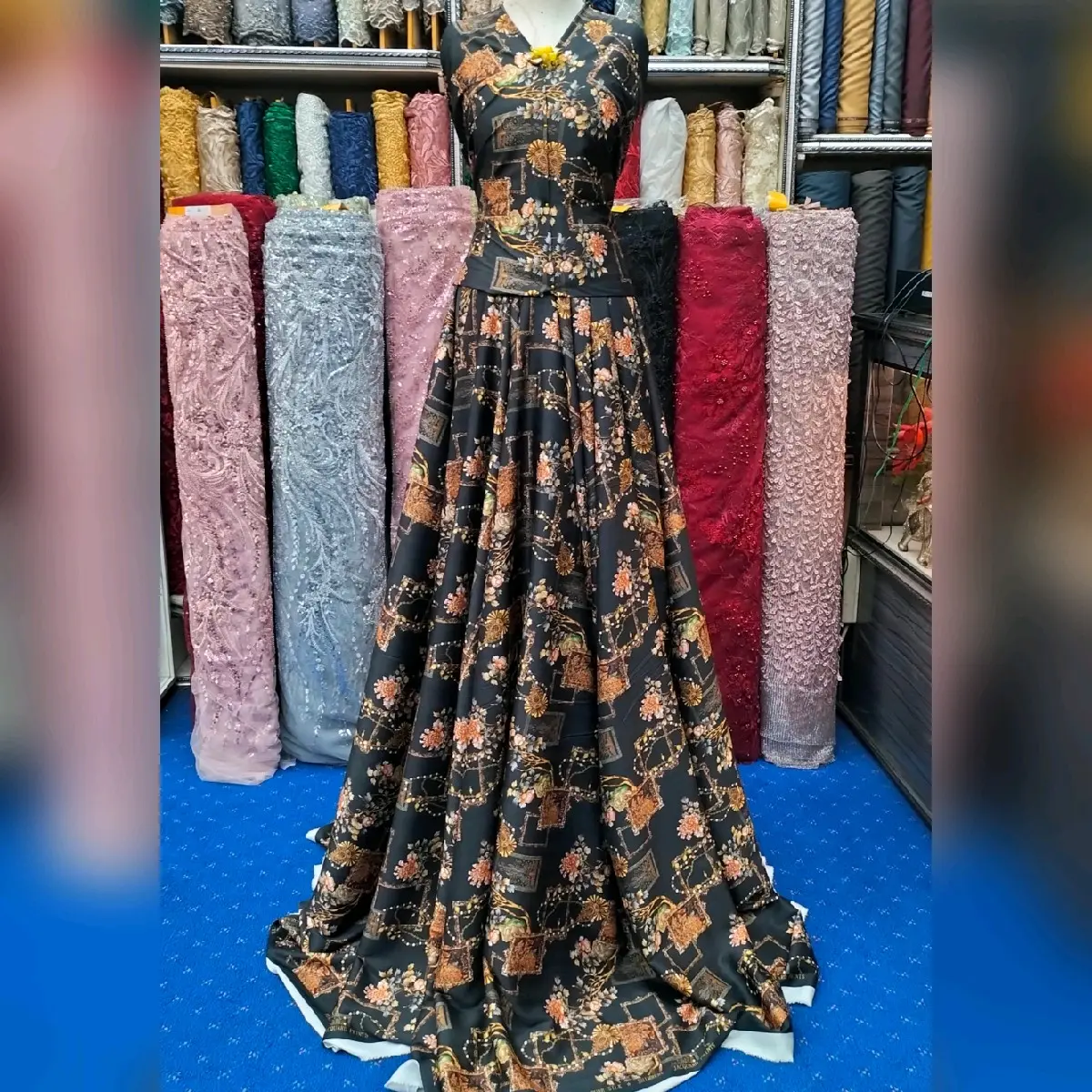 SILK SHIMERY JACQUARD PRINTING MOTIF BUNGA