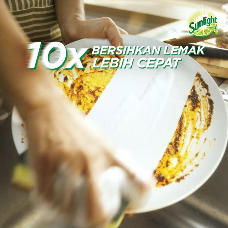 Sunlight Sabun Cuci Piring Jeruk Nipis Refill 650 ml 2