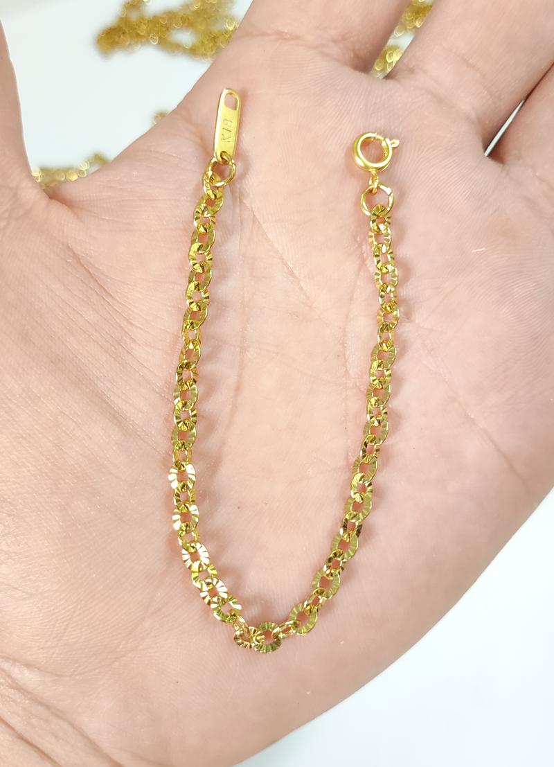 Product Introduction of Lắc tay mắt xích tròn titan không đen gỉ không gây dị ứng màu trắng vàng mặt xích họa tiết lấp lánh hjhjshoptrangsuc 21