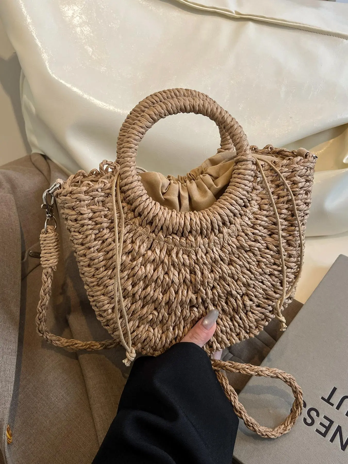 Women's Fashionable Straw Bag, Casual Versatile Purse Shoulder Bag for Daily Used, Trendy High-quality Daily Commuting Bag, Girl Fashionable Shopping Bag