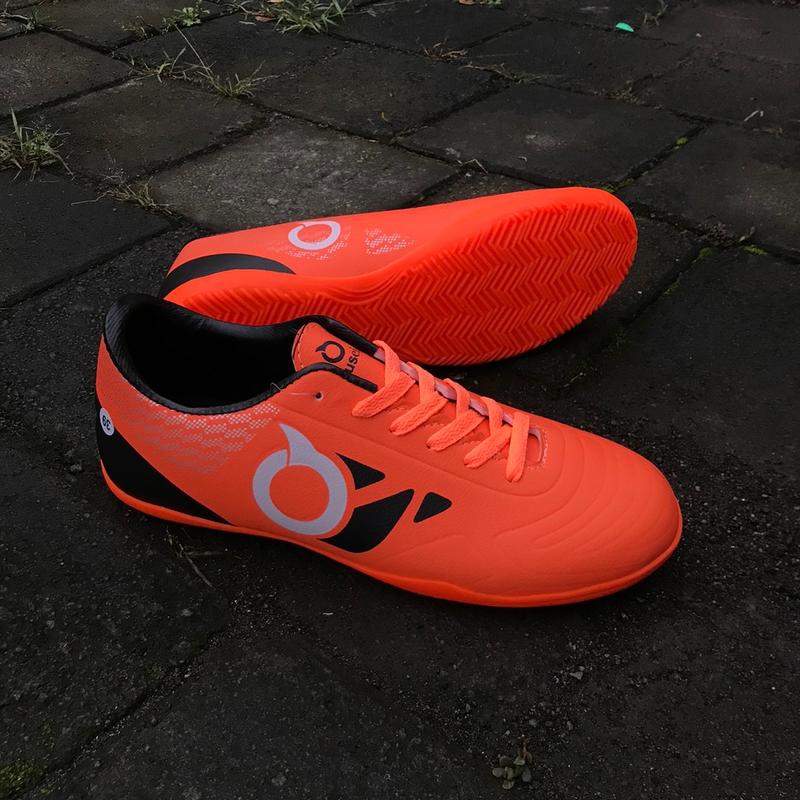 Sepatu Futsal Ortuseight 3