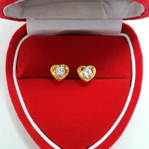 Giwang Anting Tusuk Emas Muda Love Mata Putih 1/2 Gram